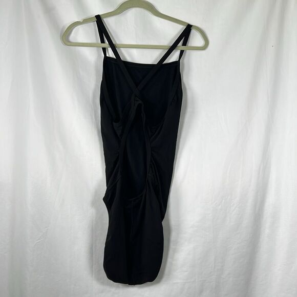 Women's Solid Flyback Training One Piece Black Endurance+ 14/40 - Picture 6 of 7